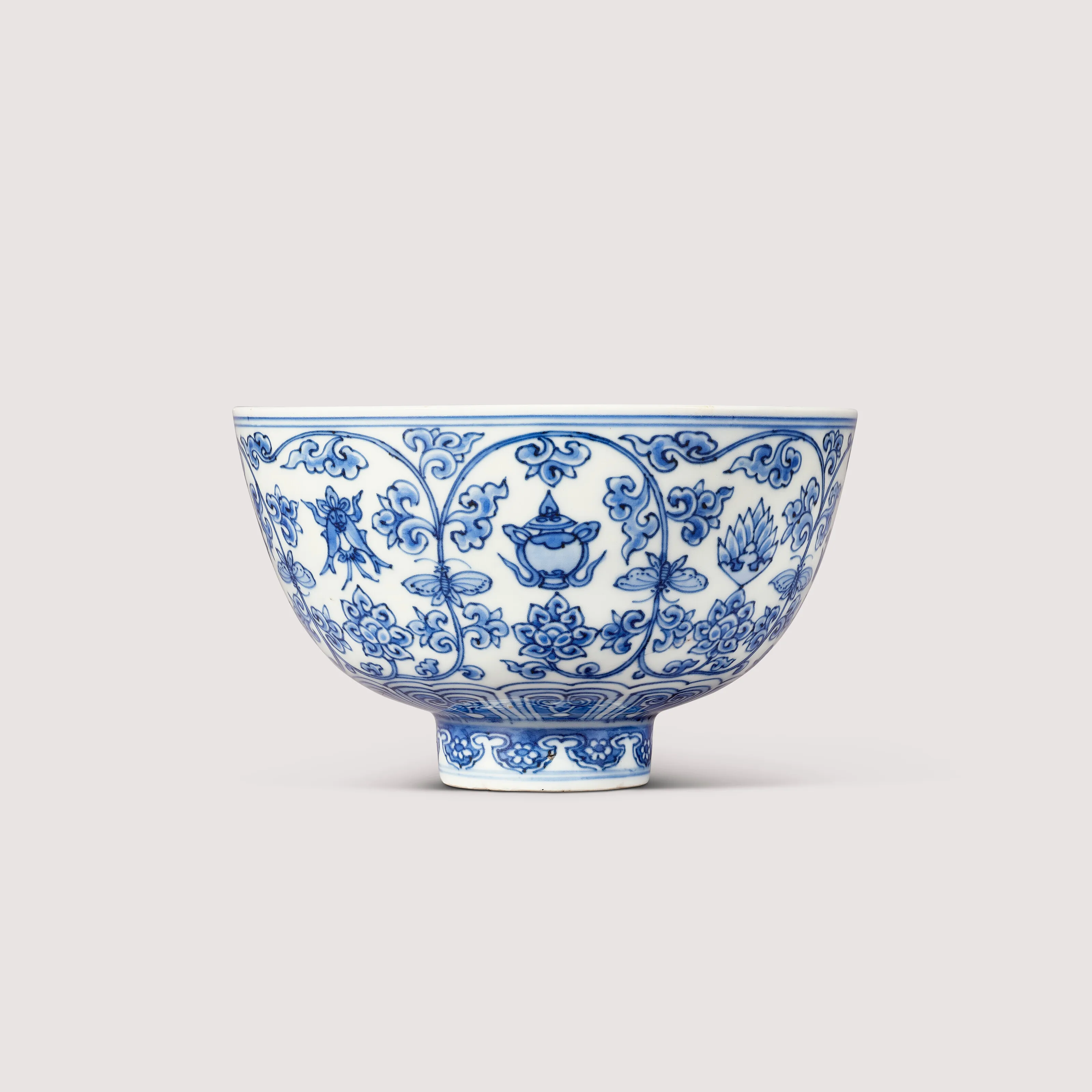 明嘉靖　青花八吉祥紋碗，青花雙圈『大明嘉靖年製』六字款